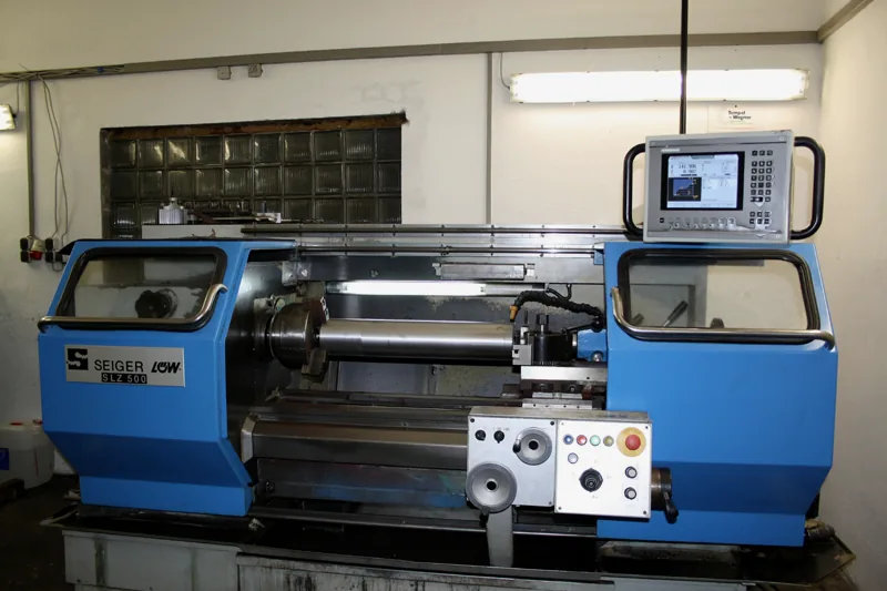 CNC lathe in the Antriebstechnik Schmidt machine shop